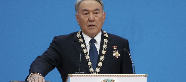 Kazakh President Nursultan Nazarbayev attends his inauguration ceremony in Astana April 29, 2015. Kazakh President Nursultan Nazarbayev attends his inauguration ceremony in Astana April 29, 2015. - Sputnik Mundo