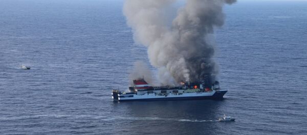 Incendio en el ferry Sprrento de la línea Palma-Valencia - Sputnik Mundo