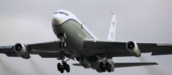 OC-135B Open Skies - RAF Mildenhall Feb 2010 - Sputnik Mundo