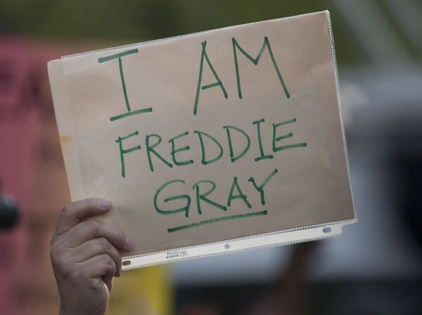 Protestas en EEUU contra violencia policial - Sputnik Mundo