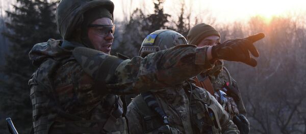 Los combatientes del batallón Azov en Shirókino - Sputnik Mundo
