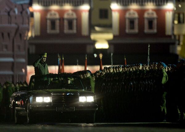 Ensayo del desfile militar del 9 de mayo en Moscú - Sputnik Mundo