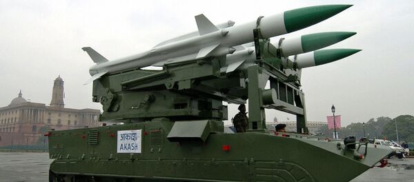 Nuevo misil tierra-aire entra al servicio de las FFAA de la India - Sputnik Mundo