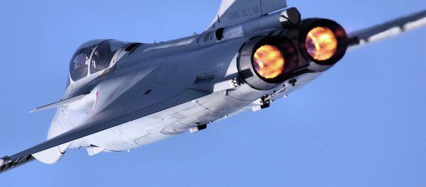 Сaza polivalente Rafale - Sputnik Mundo