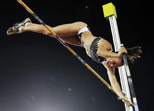 Elena Isinbáyeva, la reina de la pértiga - Sputnik Mundo