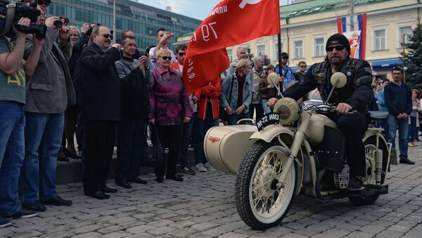 Alexandr Zaldostánov, líder del club motero Lobos de la Noche - Sputnik Mundo