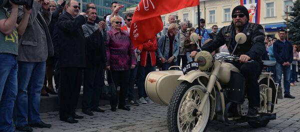 Alexandr Zaldostánov, líder del club motero Lobos de la Noche - Sputnik Mundo
