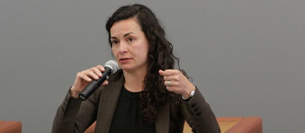 Almudena Bernabeu - Sputnik Mundo