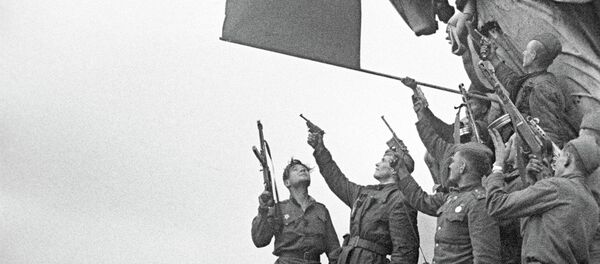 Vicepresidente de Uruguay destaca el rol del pueblo soviético en la derrota del nazismo - Sputnik Mundo