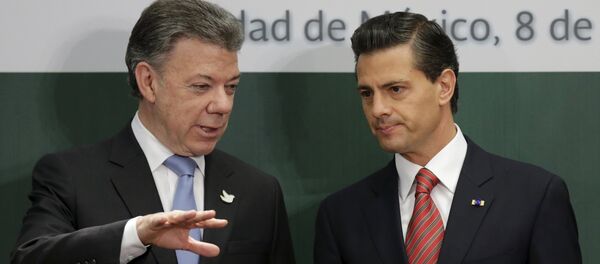 Presidente de Colombia, Juan Manuel Santos, y presidente de México, Enrique Peña Nieto - Sputnik Mundo