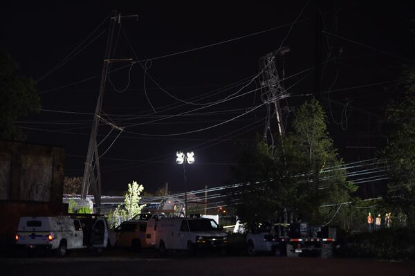 Labores de rescate en el lugar de accidente de un tren en Filadelfia - Sputnik Mundo