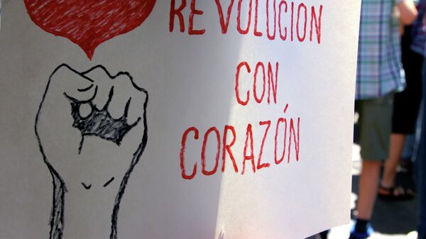 Revolución con corazón! - Sputnik Mundo