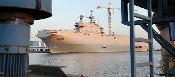 Portahelicópteros de la clase Mistral en el astillero de Saint-Nazaire, Francia - Sputnik Mundo