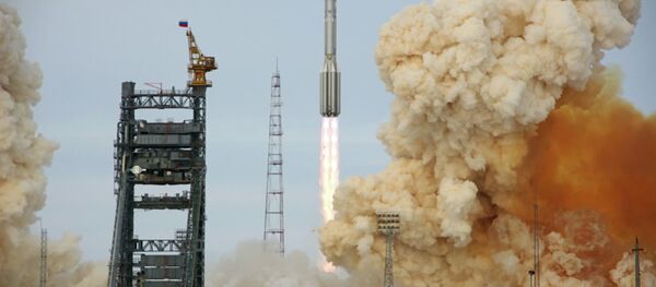 Cohete portador Protón-M - Sputnik Mundo