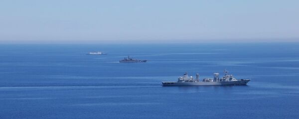 Maniobras ruso-chinas Cooperación Naval 2015 - Sputnik Mundo