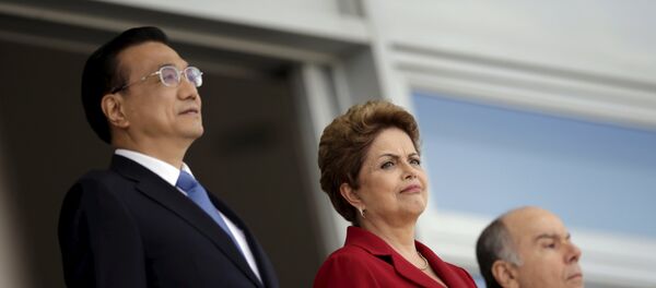 Li Keqiang, primer ministro de China, y Dilma Rousseff, presidenta de Brasil - Sputnik Mundo