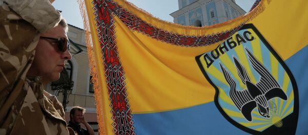 An officer of volunteer battalion 'Donbas' - Sputnik Mundo