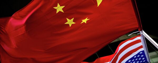 Banderas de China y EEUU - Sputnik Mundo