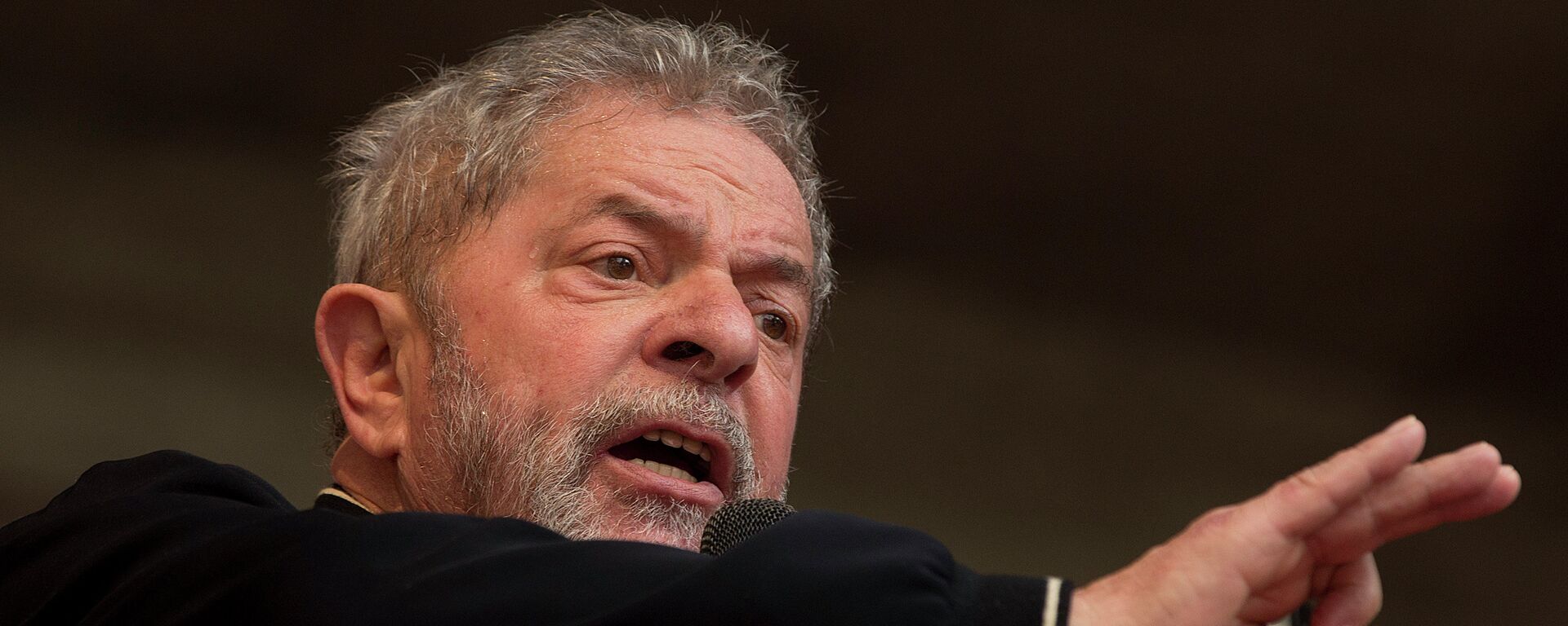 Brazil's former President Luiz Inacio Lula da Silva delivers a speech during a May Day rally in Sao Paulo, Brazil, Friday, May 1, 2015. - Sputnik Mundo, 1920, 09.03.2021