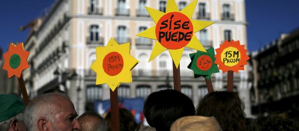 Manifestación de protesta organizada por el movimiento 15M - Sputnik Mundo