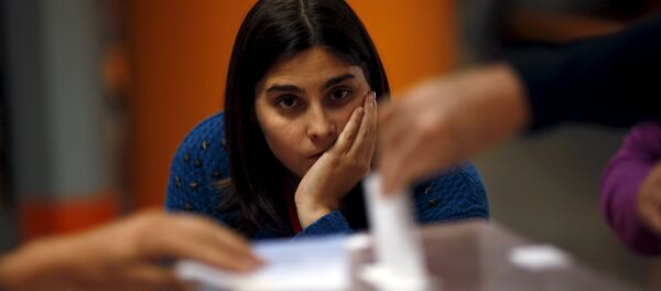 Observador electoral del Partido Socialista de España (PSOE) en Ronda, sur de España - Sputnik Mundo