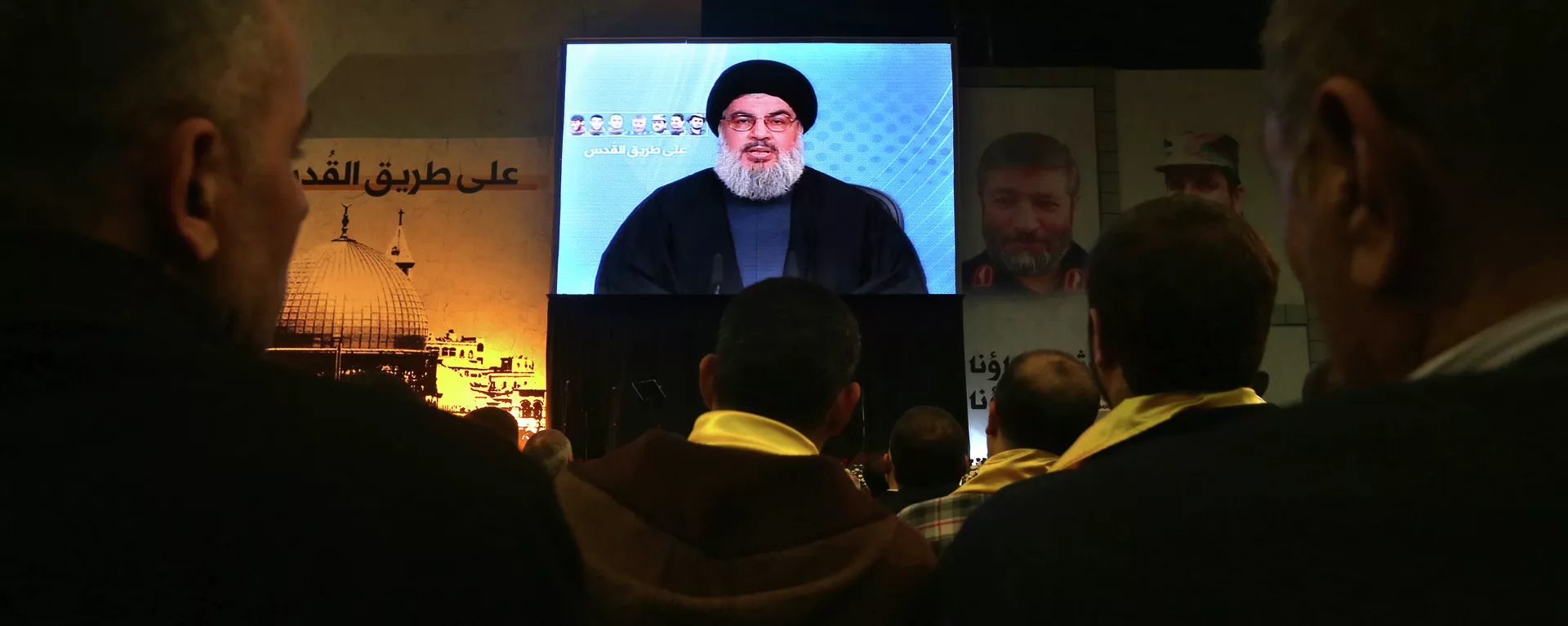 Hezbollah leader Sheikh Hassan Nasrallah, speaks via video link to his supporters - Sputnik Mundo, 1920, 01.10.2024