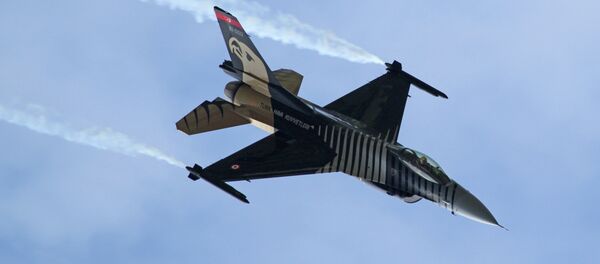 Caza F-16C de la Fuerza Aérea Turca - Sputnik Mundo