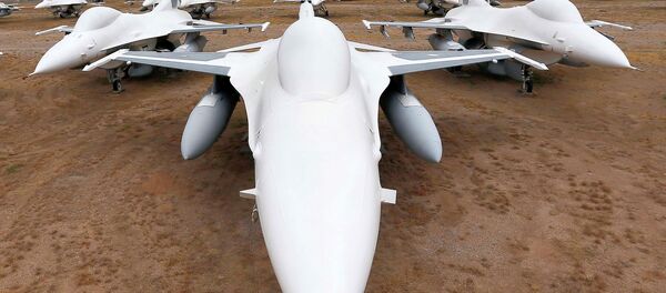 El mayor cementerio de aviones - Sputnik Mundo