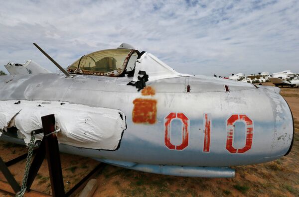 El mayor cementerio de aviones - Sputnik Mundo