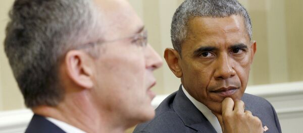Secretario general de la OTAN, Jens Stoltenberg y presidente de EEUU, Barack Obama - Sputnik Mundo