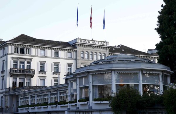 Vista general del Baur au Lac hotel en Zúrich, donde fueron detenidos varios de los altos cargos de la FIFA - Sputnik Mundo