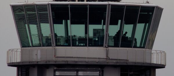 Torre de controld e un aeropuerto - Sputnik Mundo