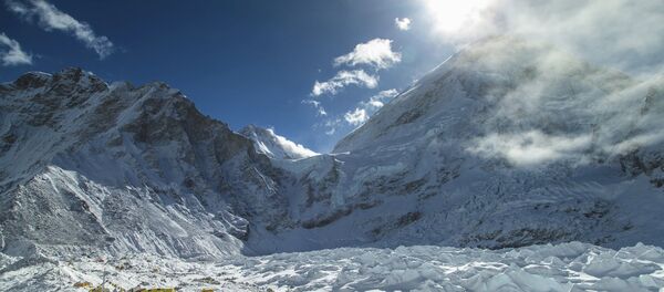 Everest - Sputnik Mundo