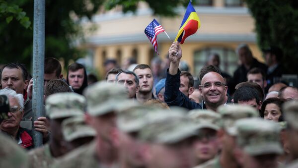 US 2nd Cavalry Regiment perform a mounted march through Romania. - Sputnik Mundo