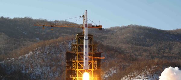 Base de lanzamiento de satélites de Sohae en Corea del Norte, cohete Unha-3 (archivo) - Sputnik Mundo