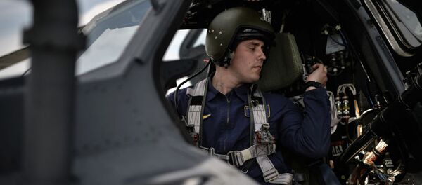 Piloto en helicóptero Mi-28 Piloto en helicóptero Mi-28 - Sputnik Mundo