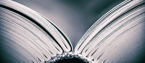 Un libro - Sputnik Mundo