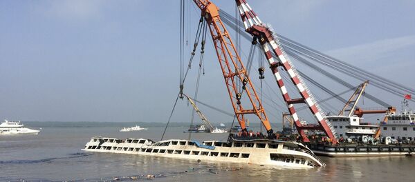 Operación de rescate del barco Estrella del Oriente - Sputnik Mundo