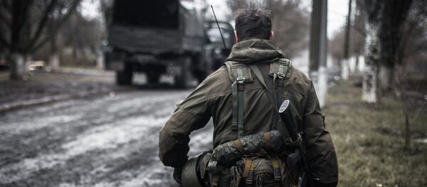 Un miliciano de Donetsk (Archivo) - Sputnik Mundo