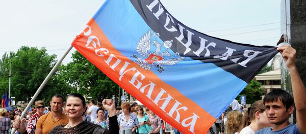 Repúblicas populares de Donetsk y Lugansk proponen enmiendas constitucionales - Sputnik Mundo