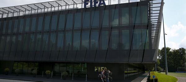 FIFA desmiente planes de conceder a Catar el Mundial 2018 - Sputnik Mundo