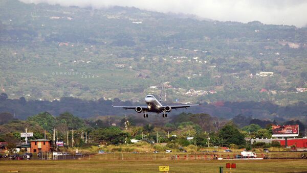 Embraer E190 - Sputnik Mundo