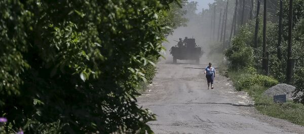 Donbás está al borde de una gran guerra, dice representante de Donetsk - Sputnik Mundo