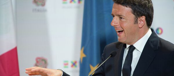 El primer ministro de Italia Matteo Renzi en Milán - Sputnik Mundo