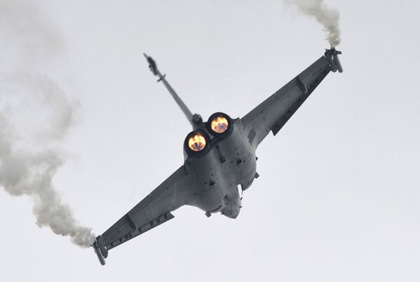 La inauguración del 51º Salón Internacional de la Aeronáutica y del Espacio de Le Bourget La inauguración del 51º Salón Internacional de la Aeronáutica y del Espacio de Le Bourget - Sputnik Mundo