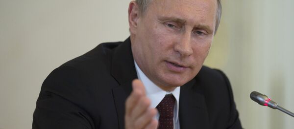 Vladímir Putin, presidente de Rusia, en el Foro Económico Internacional de San Petersburgo, 2014 - Sputnik Mundo