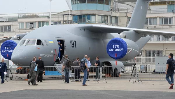 Avión An-178 de Ucrania en Le Bourget - Sputnik Mundo
