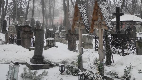 Cuanto más frio hace, más caros los funerales en Moscú Cuanto más frio hace, más caros los funerales en Moscú - Sputnik Mundo