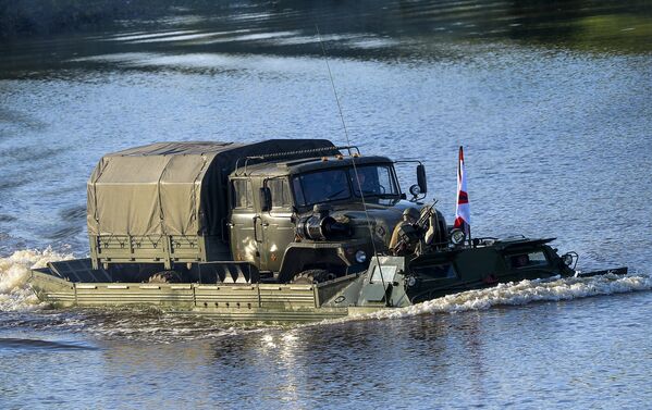 El armamento ruso en el foro militar Army 2015 - Sputnik Mundo