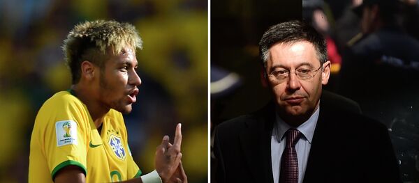 Futbolista brasileño Neymar (izda.) y presidente del Barça, Josep Maria Bartomeu - Sputnik Mundo